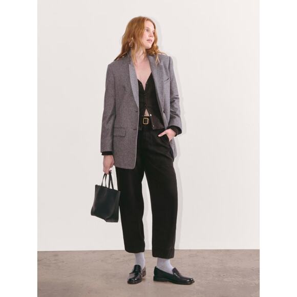 EVERLANE Women's The Utility Pant Size 2 Black Buttersoft Barrel Leg NWT - Picture 3 of 11